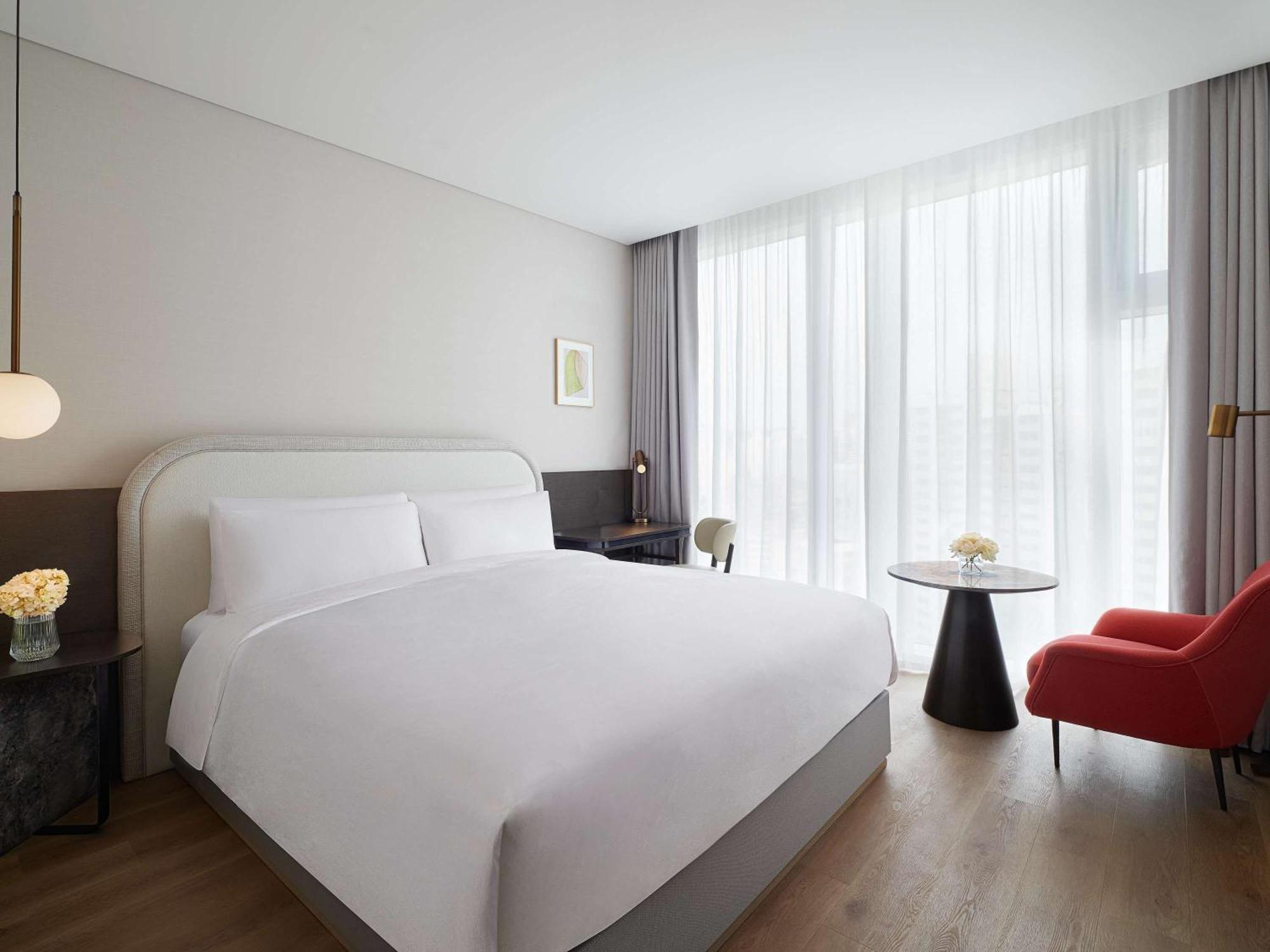 Hotel Naru Seoul Mgallery Ambassador Bagian luar foto