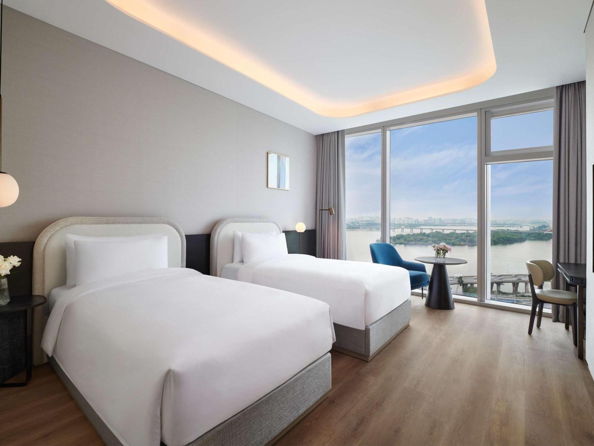 Hotel Naru Seoul Mgallery Ambassador Bagian luar foto